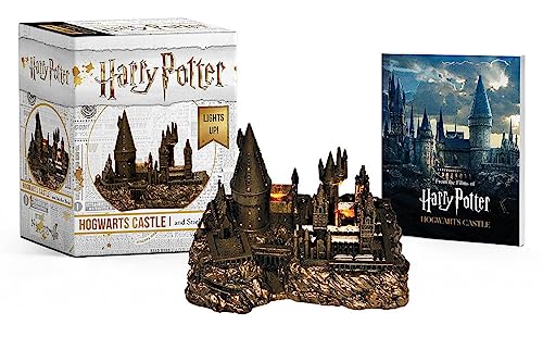Imagen de archivo de Harry Potter Hogwarts Castle and Sticker Book: Lights Up! (RP Minis) a la venta por Ergodebooks