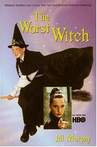 9780763612542: The Worst Witch