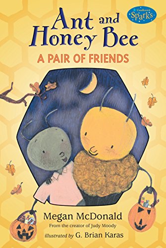 9780763625856: Ant and Honey Bee: A Pair of Friends at Halloween: Candlewick Sparks