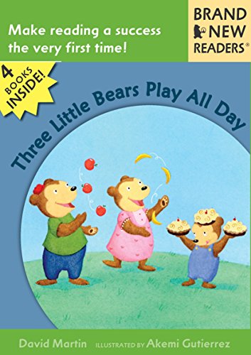 9780763642303: Three Little Bears Play All Day: Brand New Readers