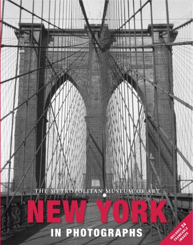 Beispielbild fr New York in Photographs: Includes 24 Framable Images (Art Portfolios) zum Verkauf von medimops
