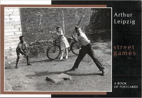 Imagen de archivo de Arthur Leipzig Street Games: Postcard Book (Postcard Books) a la venta por Virginia Martin, aka bookwitch