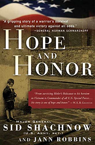 9780765312846: Hope and Honor: A Memoir of a Soldier's Courage and Survival