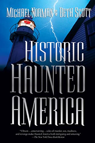 9780765319708: HISTORIC HAUNTED AMERICA: 2