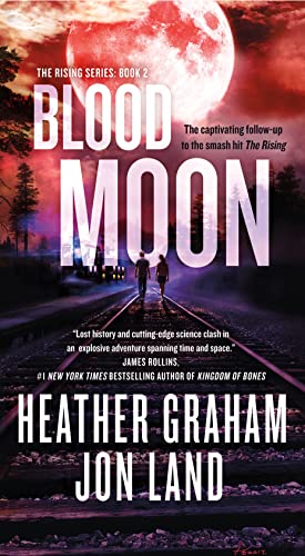 Beispielbild fr Blood Moon : The Rising Series: Book 2 zum Verkauf von Better World Books