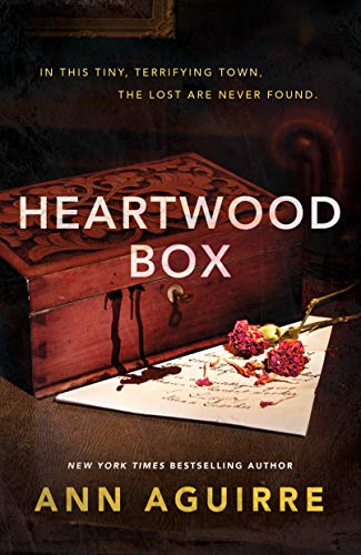 9780765397638: Heartwood Box
