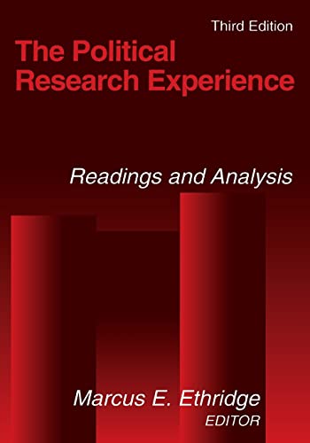 9780765607577: The Political Research Experience: Readings and Analysis