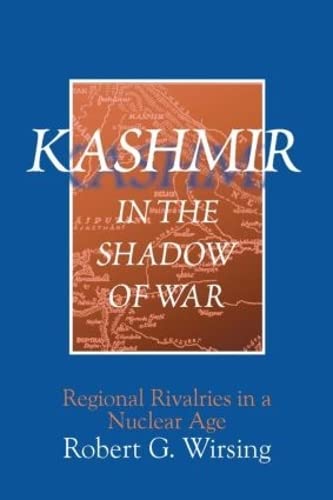 Beispielbild fr Kashmir in the Shadow of War: Regional Rivalries in a Nuclear Age zum Verkauf von SecondSale