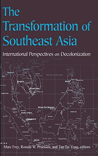 9780765611390: The Transformation of Southeast Asia