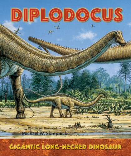 Imagen de archivo de Diplodocus: Gigantic Long-Necked Dinosaur a la venta por ThriftBooks-Dallas