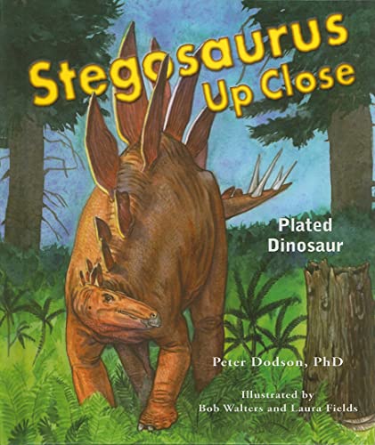 9780766033344: Stegosaurus Up Close: Plated Dinosaur