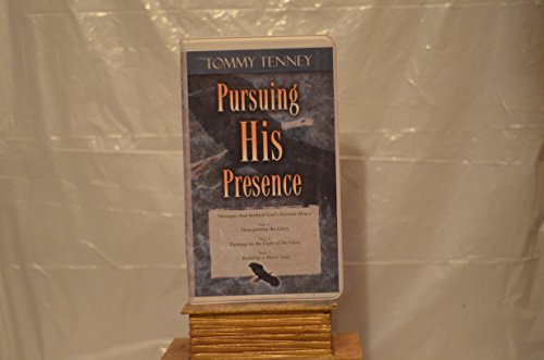 9780768401936: Title: Pursuing His Presence Series