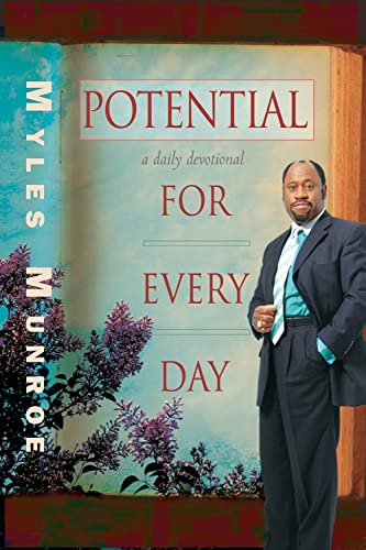 Imagen de archivo de Potential for Every Day: A Daily Devotional a la venta por ThriftBooks-Dallas