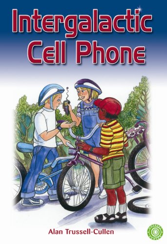 Imagen de archivo de INTERGALACTIC CELL PHONE a la venta por Once Upon A Time Books