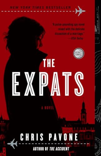 Imagen de archivo de The Expats: A Novel a la venta por Gulf Coast Books