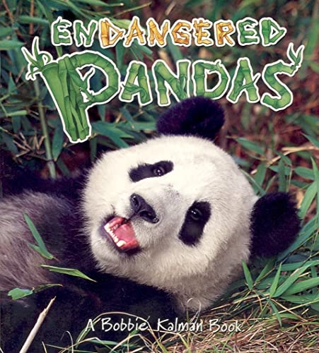 Imagen de archivo de Endangered Pandas a la venta por Better World Books