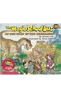 Beispielbild fr The Magic School Bus in the Time of Dinosaurs (Magic School Bus (Pb)) zum Verkauf von The Book Spot
