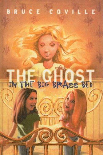 9780780758032: The Ghost in the Big Brass Bed