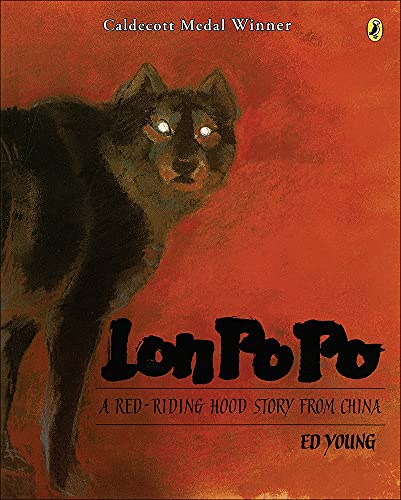 Imagen de archivo de Lon Po Po: A Red Riding Hood Story Fromchina (Paperstar) a la venta por HPB-Emerald