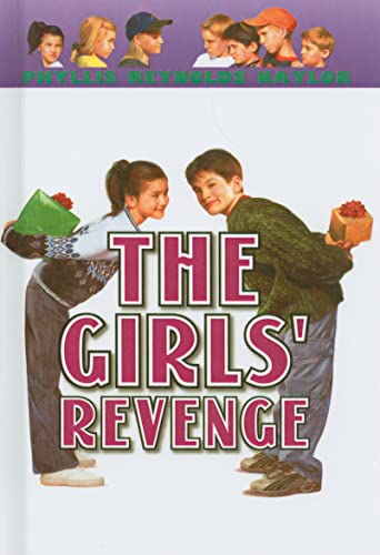 9780780797857: The Girls' Revenge (Boy/Girl Battle (PB))