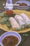 Beispielbild fr A Vietnamese Kitchen : Treasured Family Recipes zum Verkauf von Better World Books