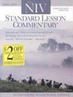 9780784713372: The NIV Standard Lesson Commentary (Standard Lesson Commentary: NIV)