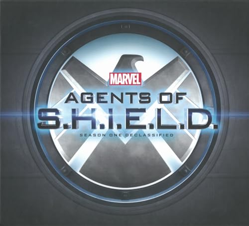 Imagen de archivo de Marvel's Agents of S.H.I.E.L.D.: Season One Declassified Slipcase a la venta por Half Price Books Inc.