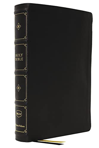9780785241997: NKJV, Large Print Verse-by-Verse Reference Bible, Maclaren Series, Leathersoft, Black, Comfort Print: Holy Bible, New King James Version
