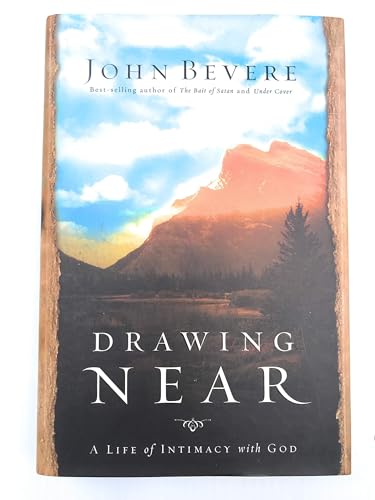 Beispielbild fr Drawing Near : A Life of Intimacy with God zum Verkauf von Better World Books