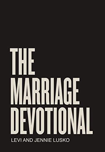 9780785291374: The Marriage Devotional: 52 Days to Strengthen the Soul of Your Marriage