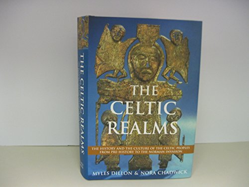 Beispielbild fr The Celtic Realms: The History and the Culture of the Celtic Peoples from Pre-History to the Norman Invasion zum Verkauf von ThriftBooks-Atlanta