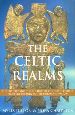 Imagen de archivo de The Celtic Realms: The History and the Culture of the Celtic Peoples from Pre-History to the Norman Invasion a la venta por ThriftBooks-Dallas