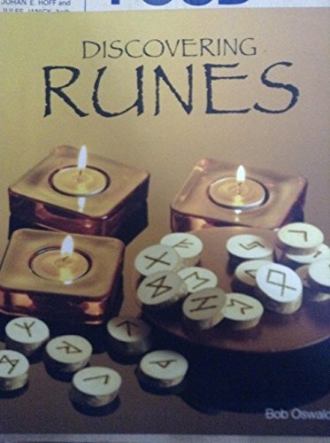 Imagen de archivo de Discovering Runes a la venta por Front Cover Books