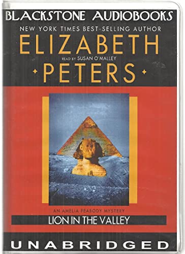 Lion in the Valley (An Amelia Peabody Mystery)(Library Edition) (9780786121076) by Elizabeth Peters