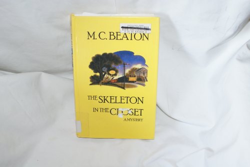 Imagen de archivo de The Skeleton in the Closet a la venta por Better World Books