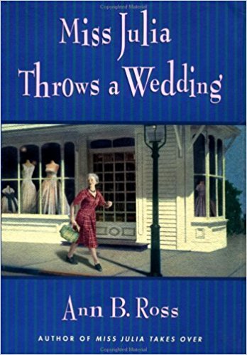 9780786245611: Miss Julia Throws a Wedding (Thorndike Press Large Print Basic Series)