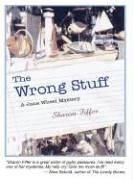 Imagen de archivo de The Wrong Stuff: An Antiquing Mystery a la venta por ThriftBooks-Atlanta