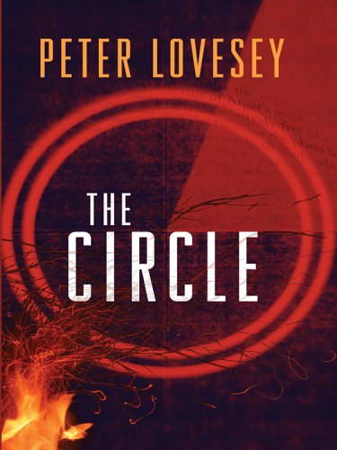 9780786280995: The Circle (Thorndike Press Large Print Basic Series)