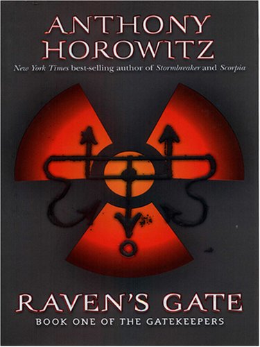 Beispielbild fr Raven's Gate zum Verkauf von Better World Books