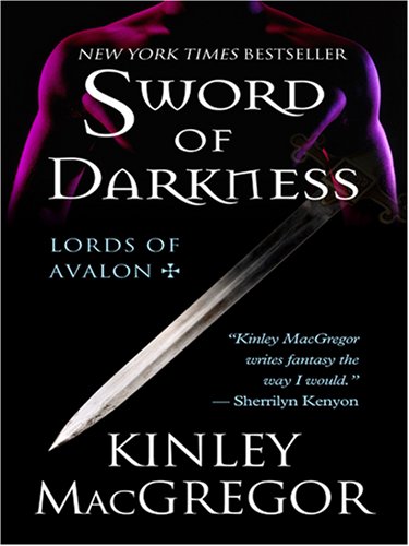 9780786288878: Sword of Darkness (Thorndike Romance)