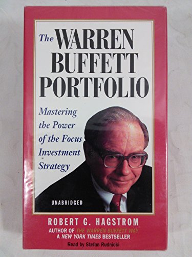 Imagen de archivo de The Warren Buffett Portfolio : Mastering the Power of the Focus Investment Strategy a la venta por Wonder Book