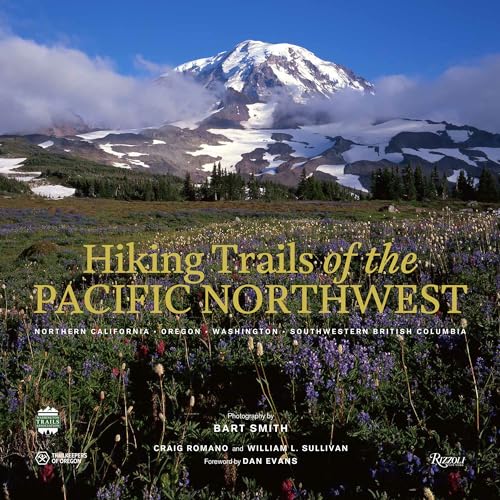 9780789344083: Hiking Trails of the Pacific Northwest: Northern California, Oregon, Washington, Southwestern British Columbia (Great Hiking Trails)