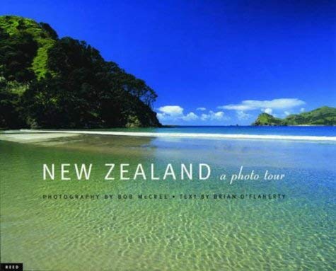 Stock image for New Zealand : A Photo Tour for sale by Better World Books