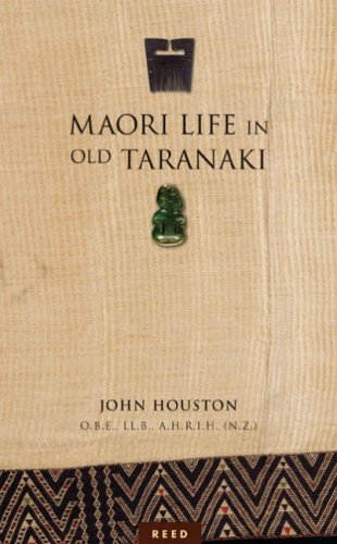9780790010892: Maori Life in Old Taranaki