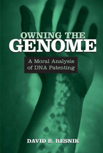 Beispielbild fr Owning the Genome: A Moral Analysis of DNA Patenting zum Verkauf von medimops