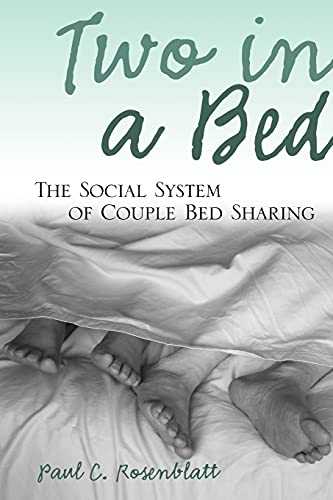 9780791468302: Two in a Bed: The Social System of Couple Bed Sharing