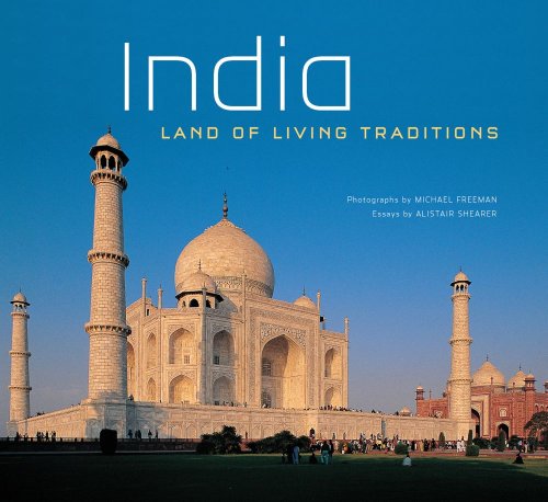 Imagen de archivo de India: Land of Living Traditions a la venta por WorldofBooks