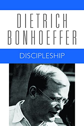 Beispielbild fr Discipleship: Dietrich Bonhoeffer Works, Volume 4 zum Verkauf von Books Unplugged
