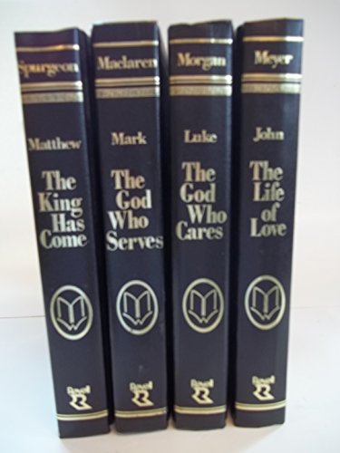 Stock image for Masters of the Word: The Four Gospels : Matthew : The King Has Come, Mark : The God Who Serves, Luke : The God Who Cares, John : The Life of Love for sale by books4u31