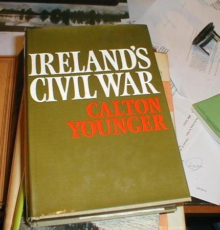 Imagen de archivo de Ireland's Civil War a la venta por Book Bear